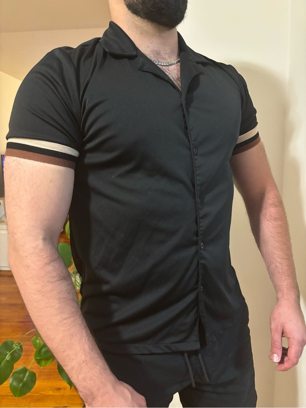 Privee Black Short Sleeve Button-Up Shirt with Contrast Cuffs